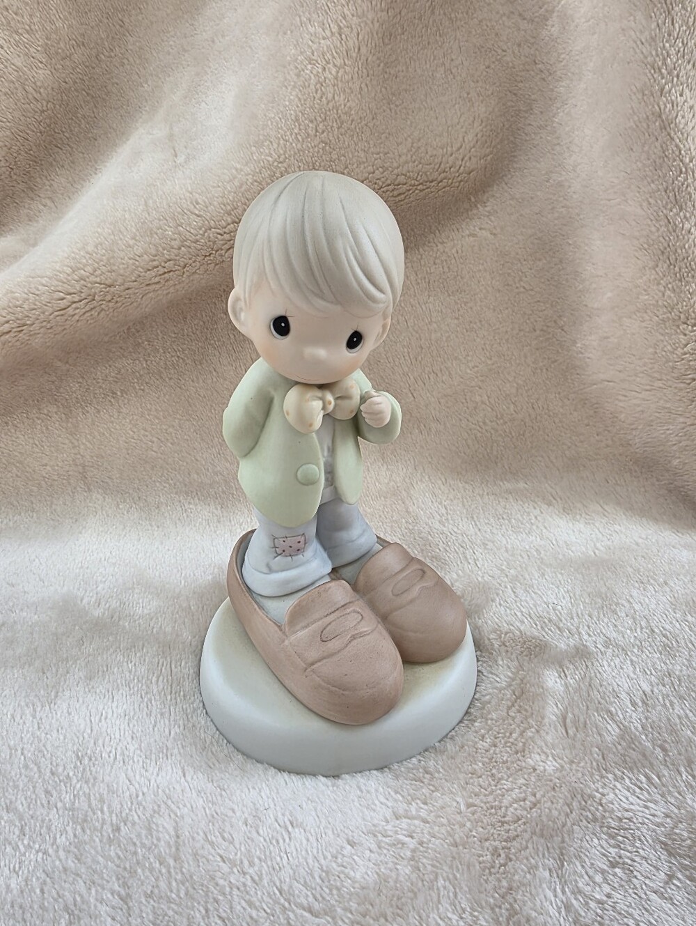 Precious Moment 'Who's Gonna Fill Your Shoes' #532061S